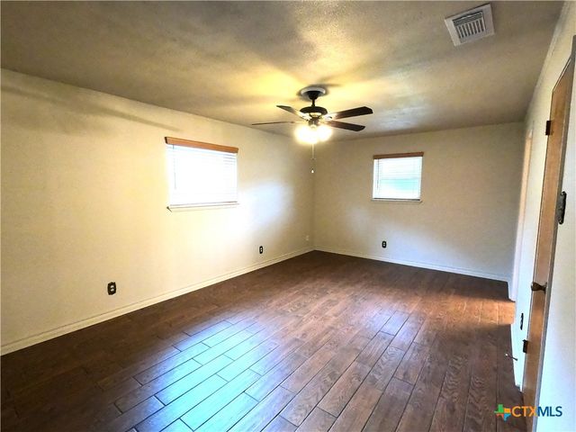 1202 Tanglewood Court, Harker Heights, TX 76548