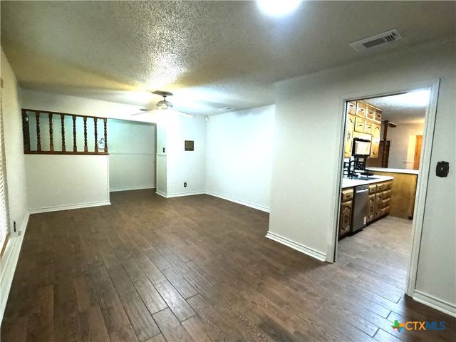 1202 Tanglewood Court, Harker Heights, TX 76548