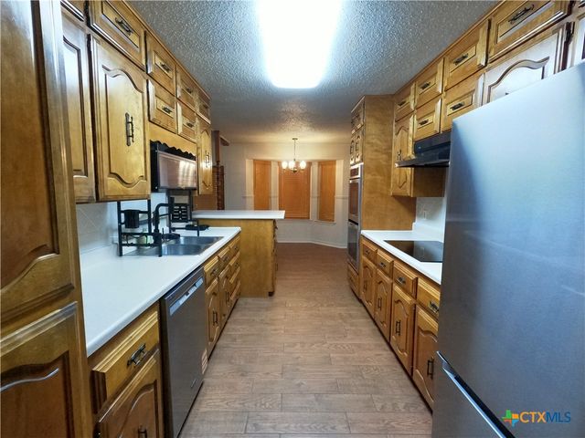 1202 Tanglewood Court, Harker Heights, TX 76548