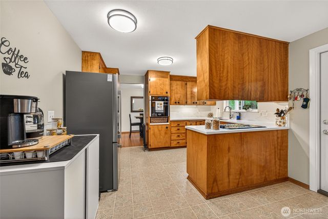 807 Jefferson Avenue NE, Renton, WA 98056