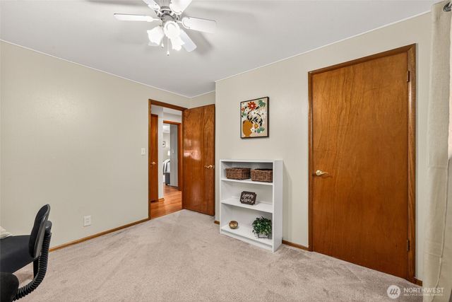 807 Jefferson Avenue NE, Renton, WA 98056