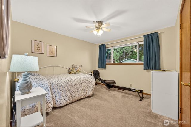 807 Jefferson Avenue NE, Renton, WA 98056