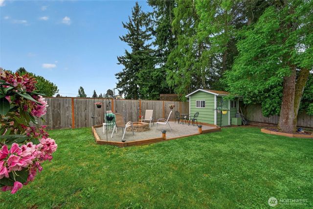 807 Jefferson Avenue NE, Renton, WA 98056