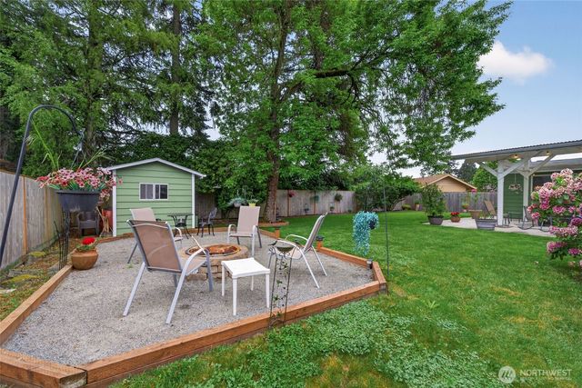 807 Jefferson Avenue NE, Renton, WA 98056