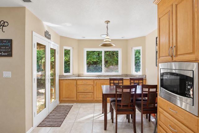 1740 N Berkeley Ave, Turlock, CA 95382