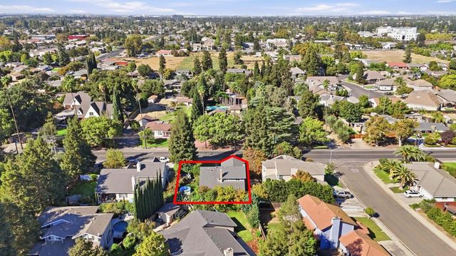 1740 N Berkeley Ave, Turlock, CA 95382