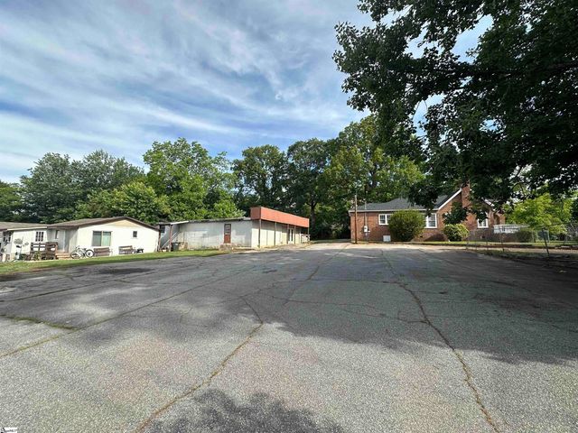 204 S 5th Street, Easley, SC 29640