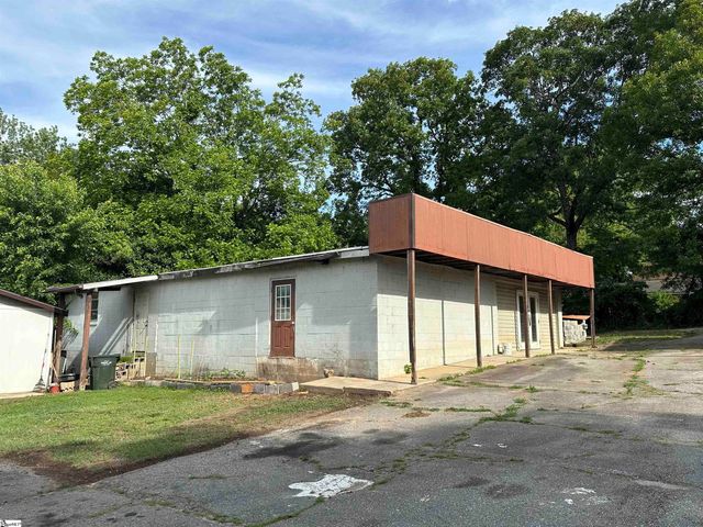 204 S 5th Street, Easley, SC 29640