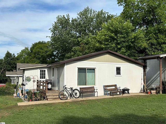 204 S 5th Street, Easley, SC 29640