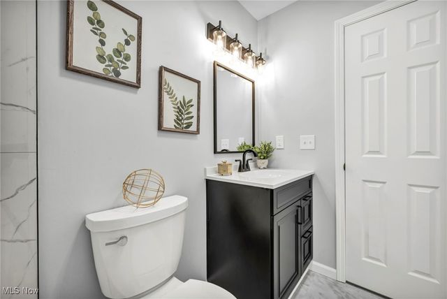 33418 Lake Shore Boulevard, Eastlake, OH 44095