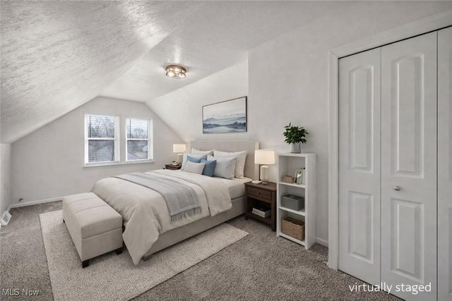 33418 Lake Shore Boulevard, Eastlake, OH 44095