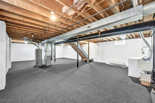 33418 Lake Shore Boulevard, Eastlake, OH 44095