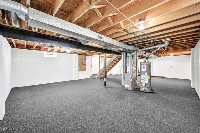 33418 Lake Shore Boulevard, Eastlake, OH 44095