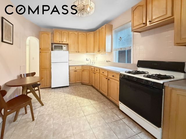 4019 Manhattan Avenue, New York City, NY 11224