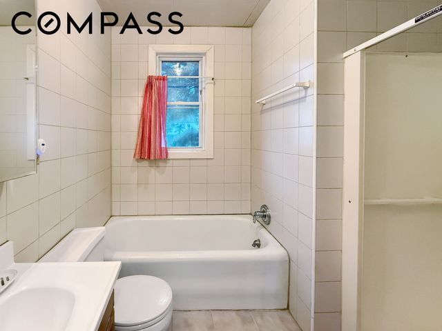 4019 Manhattan Avenue, New York City, NY 11224
