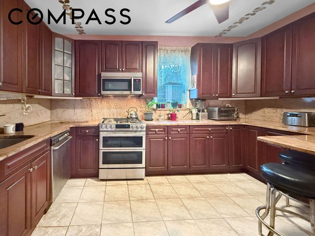 4019 Manhattan Avenue, New York City, NY 11224