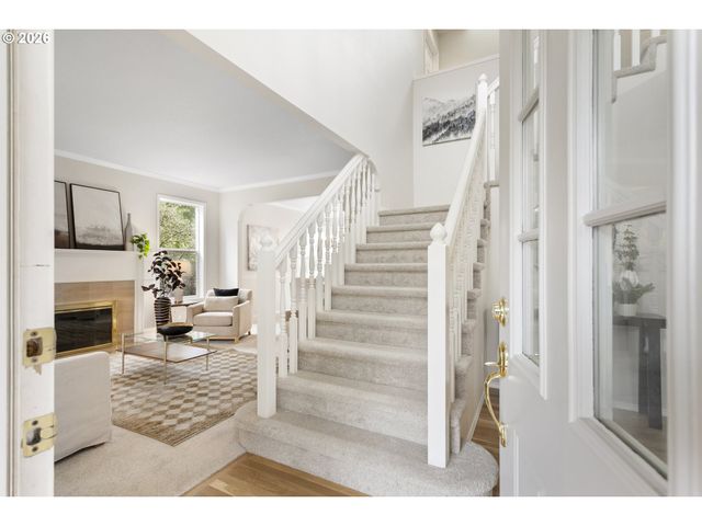 5407 BAY CREEK Dr, Lake Oswego, OR 97035