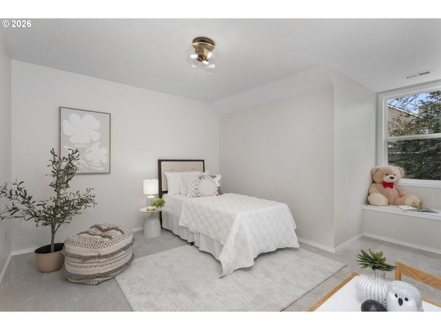 5407 BAY CREEK Dr, Lake Oswego, OR 97035