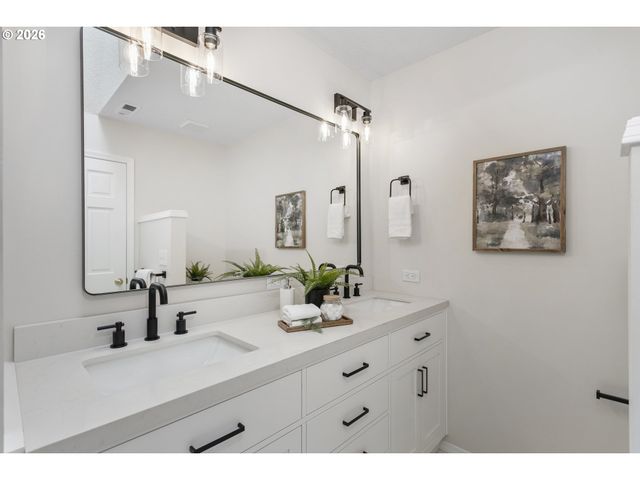 5407 BAY CREEK Dr, Lake Oswego, OR 97035