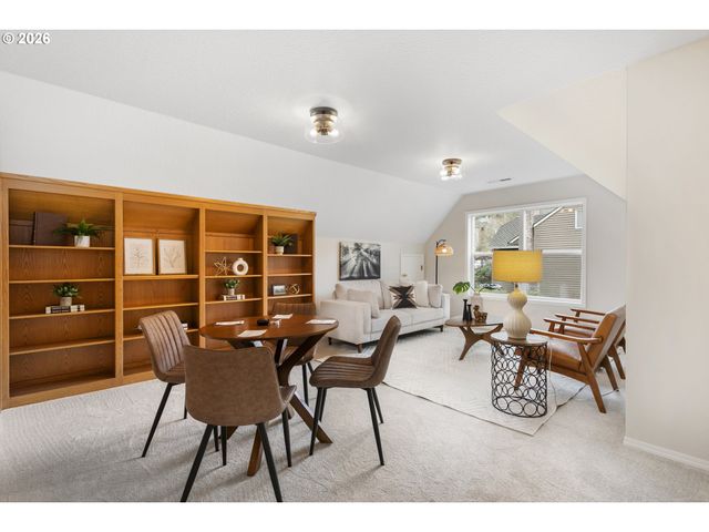 5407 BAY CREEK Dr, Lake Oswego, OR 97035