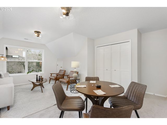 5407 BAY CREEK Dr, Lake Oswego, OR 97035