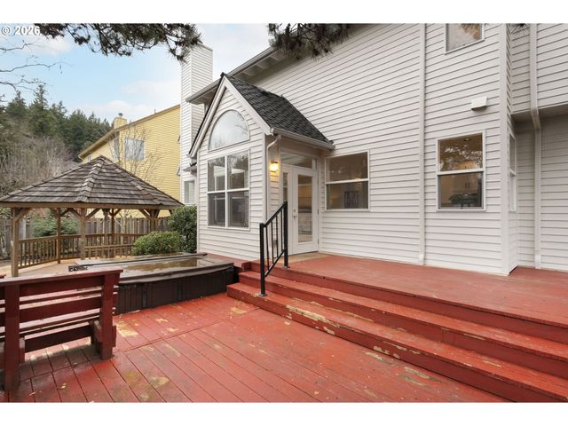 5407 BAY CREEK Dr, Lake Oswego, OR 97035