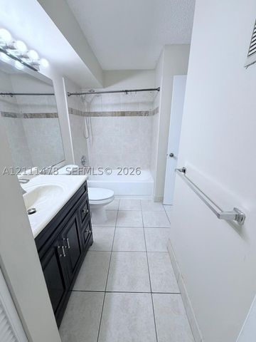741 Lyons Rd 17108, Coconut Creek, FL 33063