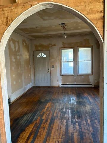 1301 Stanton Avenue, Whiting, IN 46394