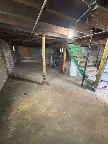 1301 Stanton Avenue, Whiting, IN 46394