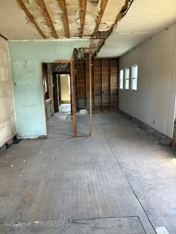 1301 Stanton Avenue, Whiting, IN 46394