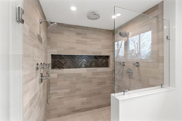 462 Waltham Street, Newton, MA 02645