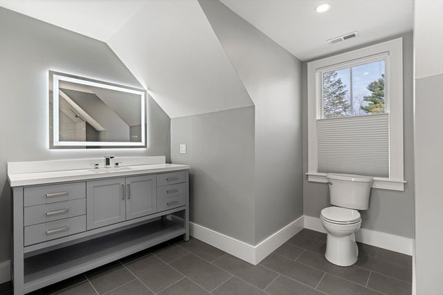 462 Waltham Street, Newton, MA 02645