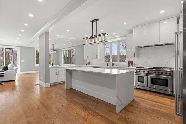 462 Waltham Street, Newton, MA 02645