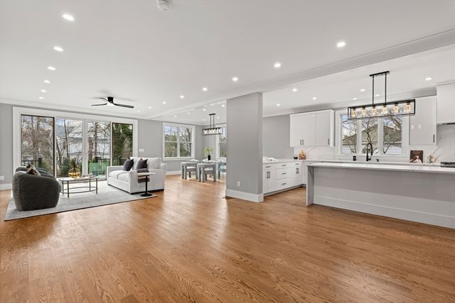 462 Waltham Street, Newton, MA 02645