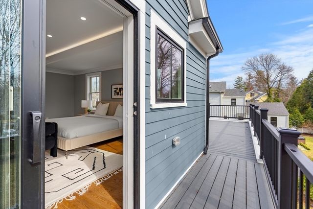 462 Waltham Street, Newton, MA 02645