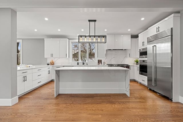 462 Waltham Street, Newton, MA 02645