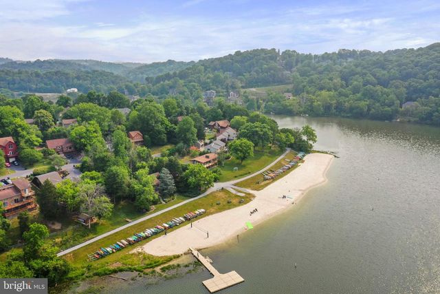 6705 W LAKERIDGE RD, New Market, MD 21774