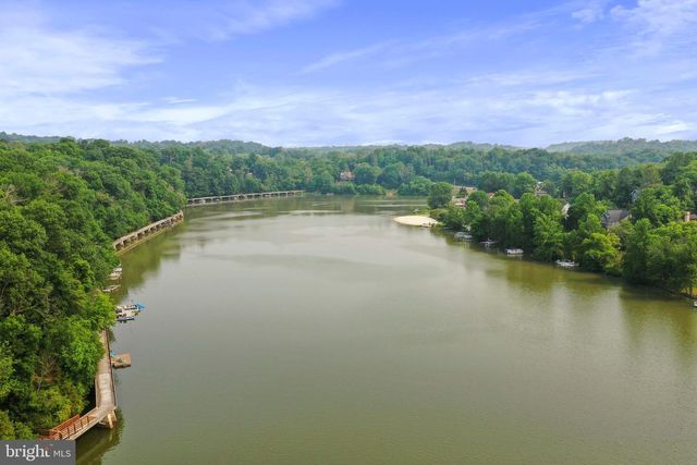 6705 W LAKERIDGE RD, New Market, MD 21774