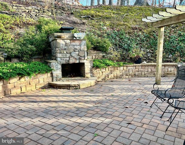 6705 W LAKERIDGE RD, New Market, MD 21774