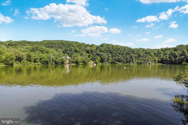 6705 W LAKERIDGE RD, New Market, MD 21774