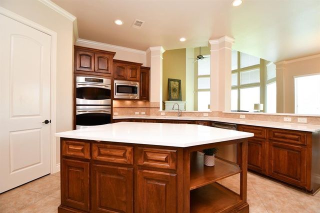 8706 Stowe Creek Lane, Missouri City, TX 77459