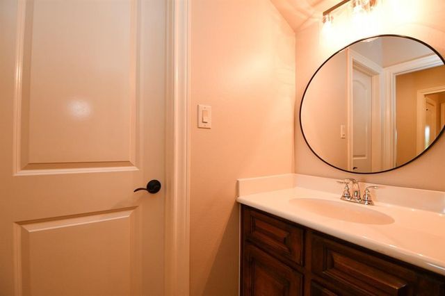 8706 Stowe Creek Lane, Missouri City, TX 77459