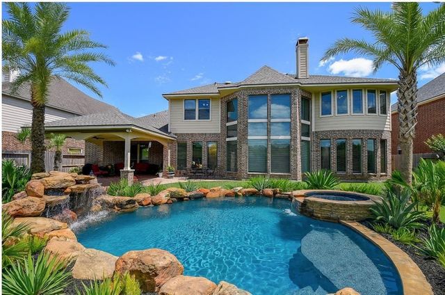 8706 Stowe Creek Lane, Missouri City, TX 77459