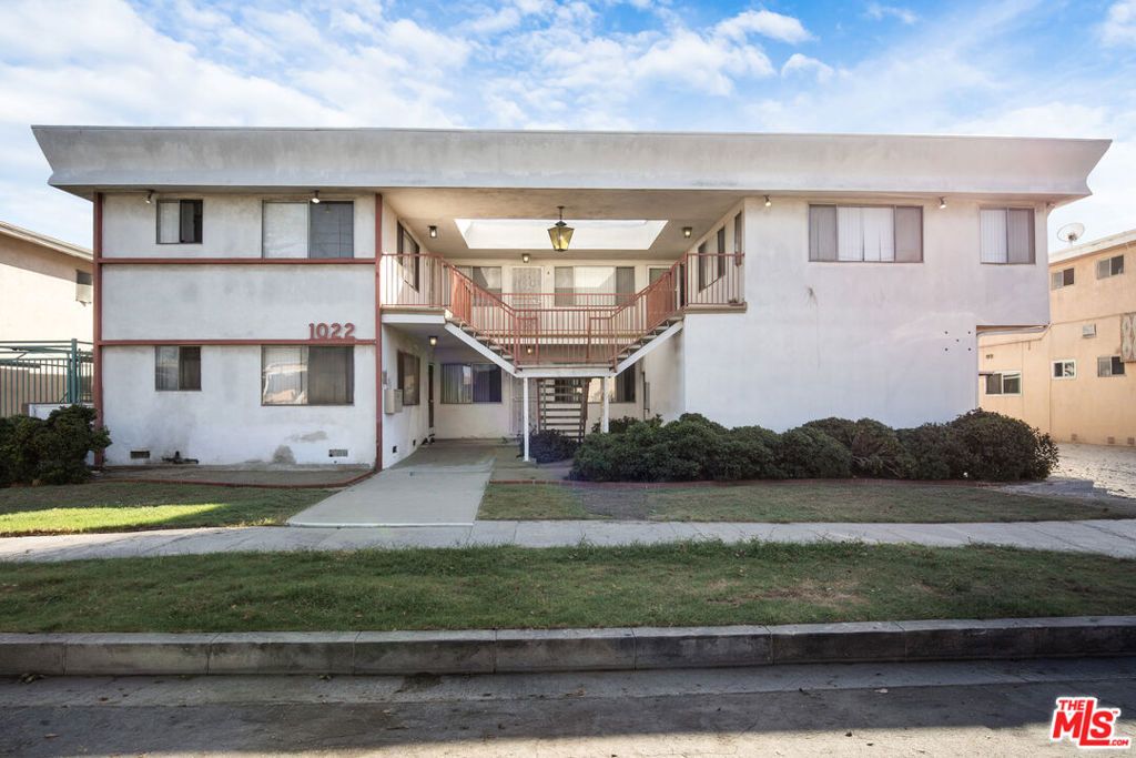 1022 Larch Street, Inglewood, CA 90301 — exterior