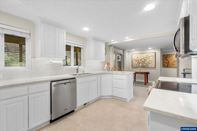 1354 Lea Ann Ct NW, Salem, OR 97304