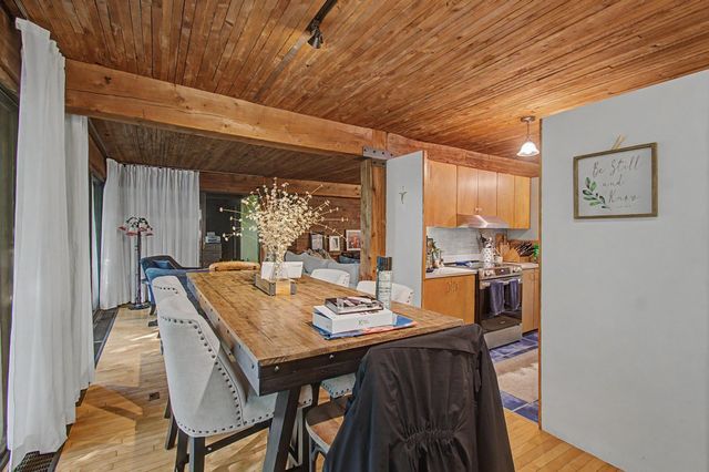 122 Redrock Dr Apt 101, Burlington, VT 05401