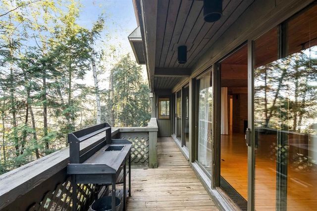 122 Redrock Dr Apt 101, Burlington, VT 05401