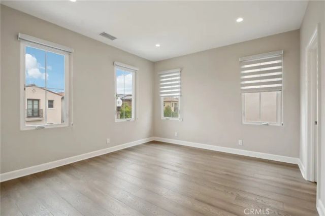 100 Omar, Irvine, CA 92620