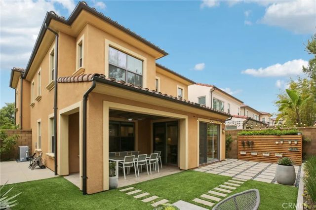 100 Omar, Irvine, CA 92620