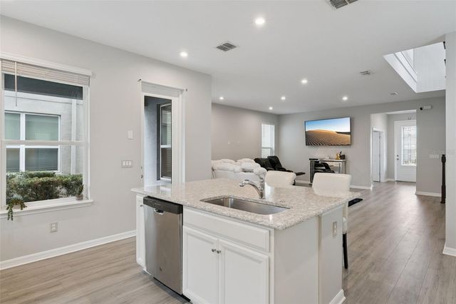 4642 PRAIRIE CREEK STREET, Winter Garden, FL 34787